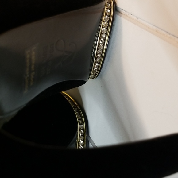 Adrianna Papell Peep Toe Heels Size 9.5 Black Suede Bling